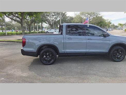 Used 2025 Honda Ridgeline Black Edition image 39