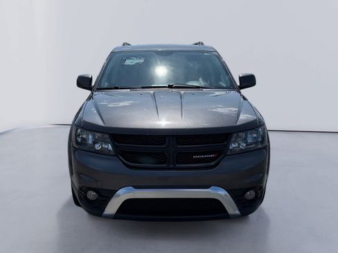 Used 2017 Dodge Journey Crossroad w/ Popular Equipment Group FWD image 8