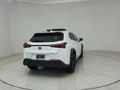 Used 2024 Lexus UX 250h FWD image 69