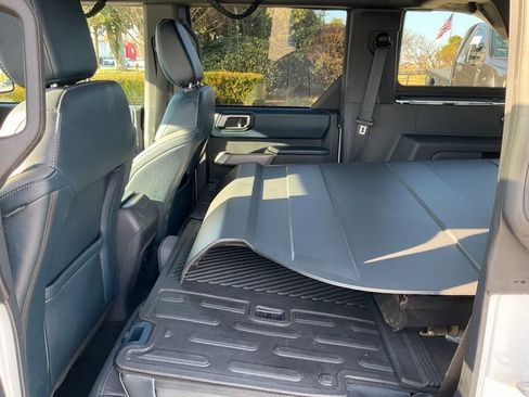 Used 2022 Ford Bronco Outer Banks image 15