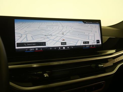 Used 2024 BMW X6 xDrive40i w/ Executive Package AWD/4WD image 21