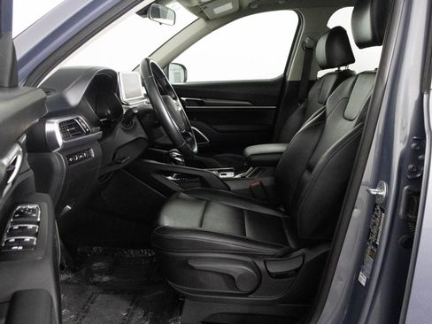 Used 2022 Kia Telluride LX image 17