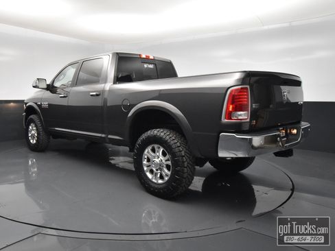 Used 2018 RAM 2500 Laramie w/ Snow Chief Group AWD/4WD image 5
