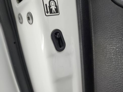 Used 2019 Toyota Tacoma Limited image 36