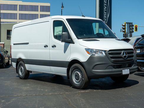 New 2026 Mercedes-Benz Sprinter 2500 image 1