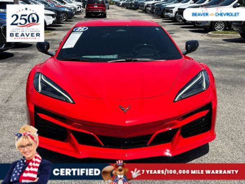 Used 2025 Chevrolet Corvette Z06 RWD image 2
