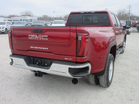 New 2026 GMC Sierra 3500 SLT w/ SLT Premium Package image 5