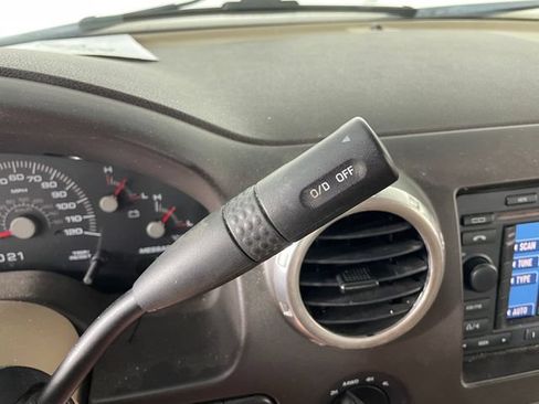 Used 2004 Ford Expedition Eddie Bauer AWD/4WD image 9