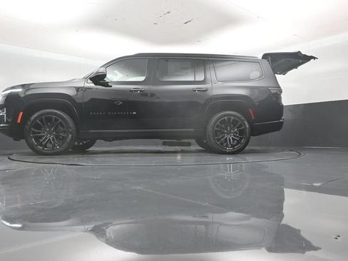 New 2026 Jeep Grand Wagoneer Summit AWD/4WD image 54