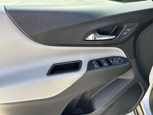 Used 2022 Chevrolet Equinox LS w/ LPO, Floor Liner Package image 20