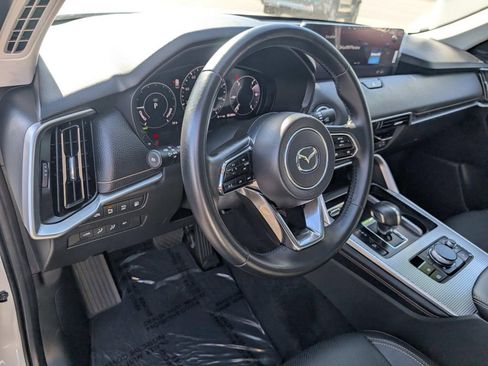 Certified 2025 MAZDA CX-70 Plug-In Hybrid w/ Premium Pkg image 25