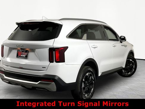 Used 2026 Kia Sorento S AWD/4WD image 6