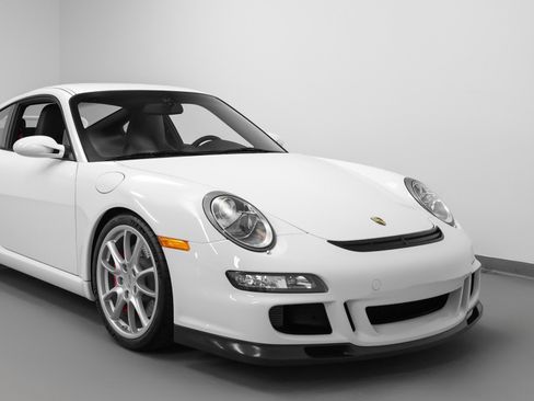 Used 2007 Porsche 911 GT3 image 9