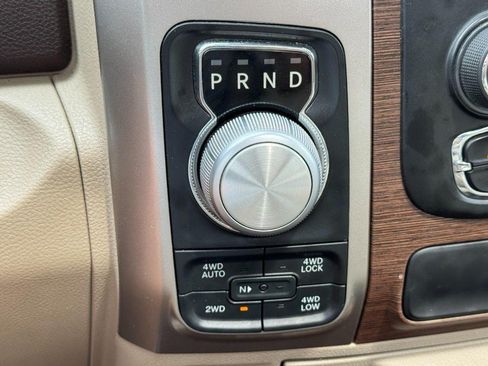 Used 2017 RAM 1500 Laramie w/ Convenience Group AWD/4WD image 21