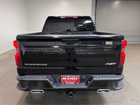 Used 2024 Chevrolet Silverado 1500 RST w/ Z71 Off-Road Package AWD/4WD image 4