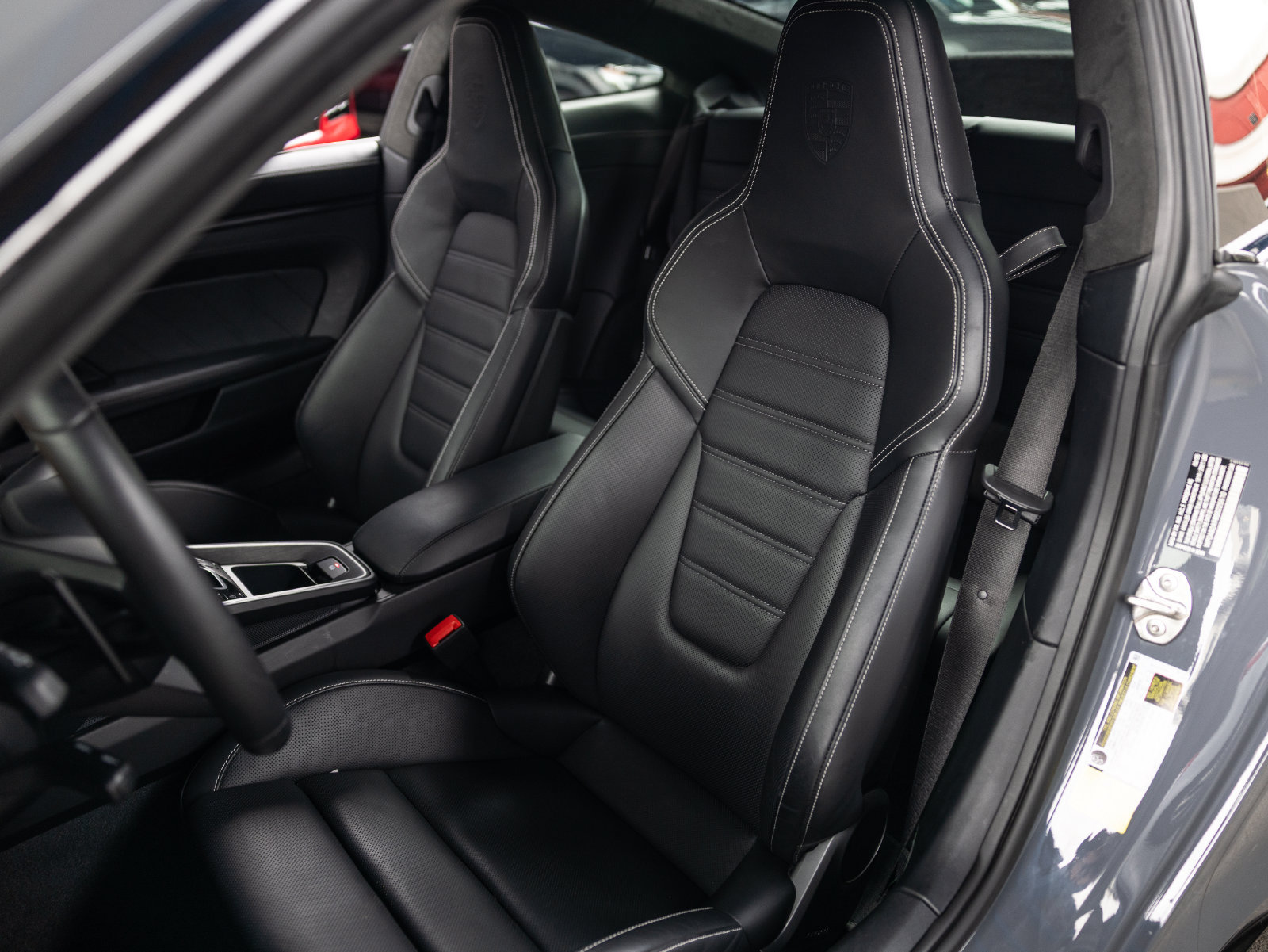 Certified 2025 Porsche 911 Carrera 4 GTS AWD/4WD image 5