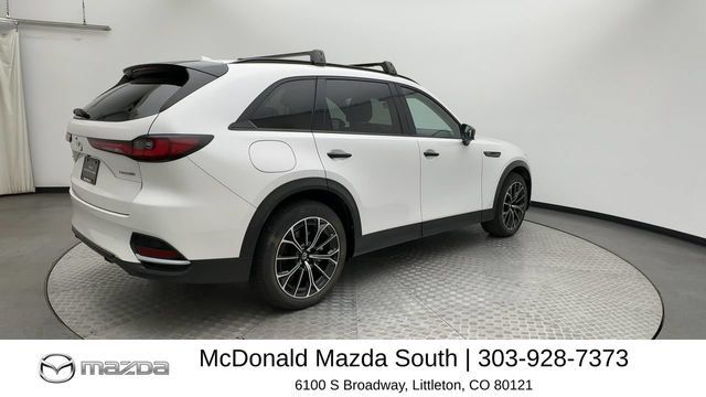 Certified 2025 MAZDA CX-70 Plug-In Hybrid w/ Premium Pkg AWD/4WD image 2
