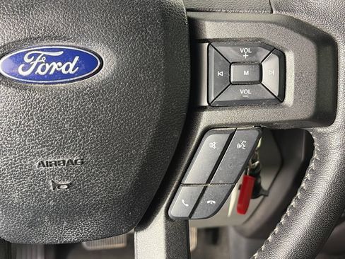Used 2018 Ford F150 XLT w/ Equipment Group 302A Luxury AWD/4WD image 18