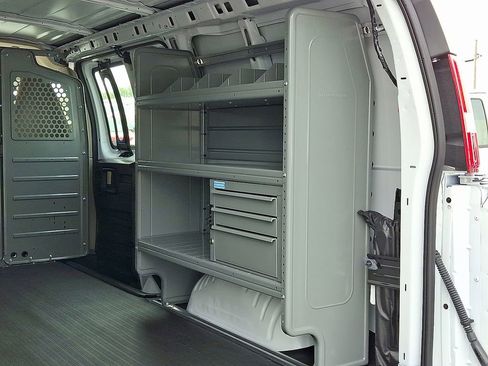 New 2025 Chevrolet Express 3500 w/ Driver Convenience Package image 10