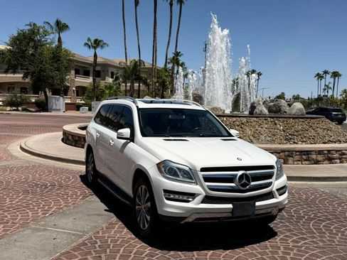 Used 2013 Mercedes-Benz GL 450 4MATIC image 26