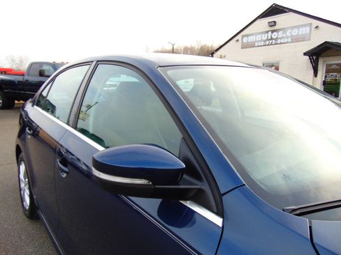 Used 2014 Volkswagen Jetta SE image 59