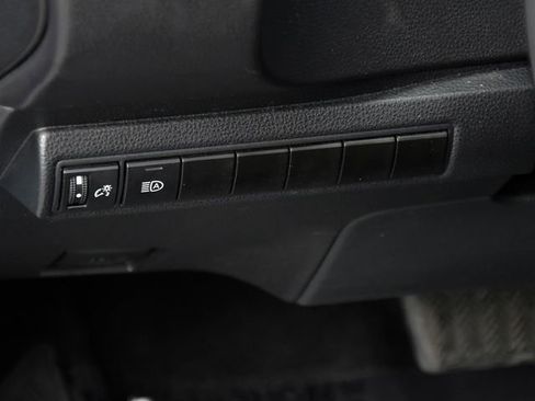 Certified 2024 Toyota Corolla SE image 23