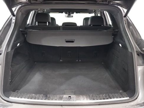 Used 2021 Porsche Cayenne AWD/4WD image 31