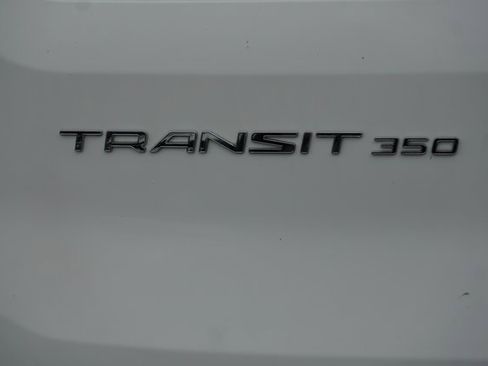 Used 2015 Ford Transit 350 XLT image 26