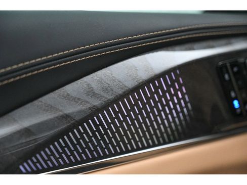 New 2025 Cadillac Escalade IQ Luxury 2 image 33