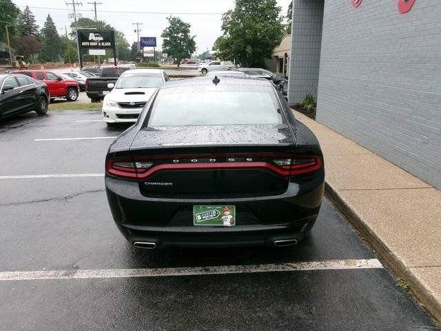 Used 2023 Dodge Charger SXT RWD image 6