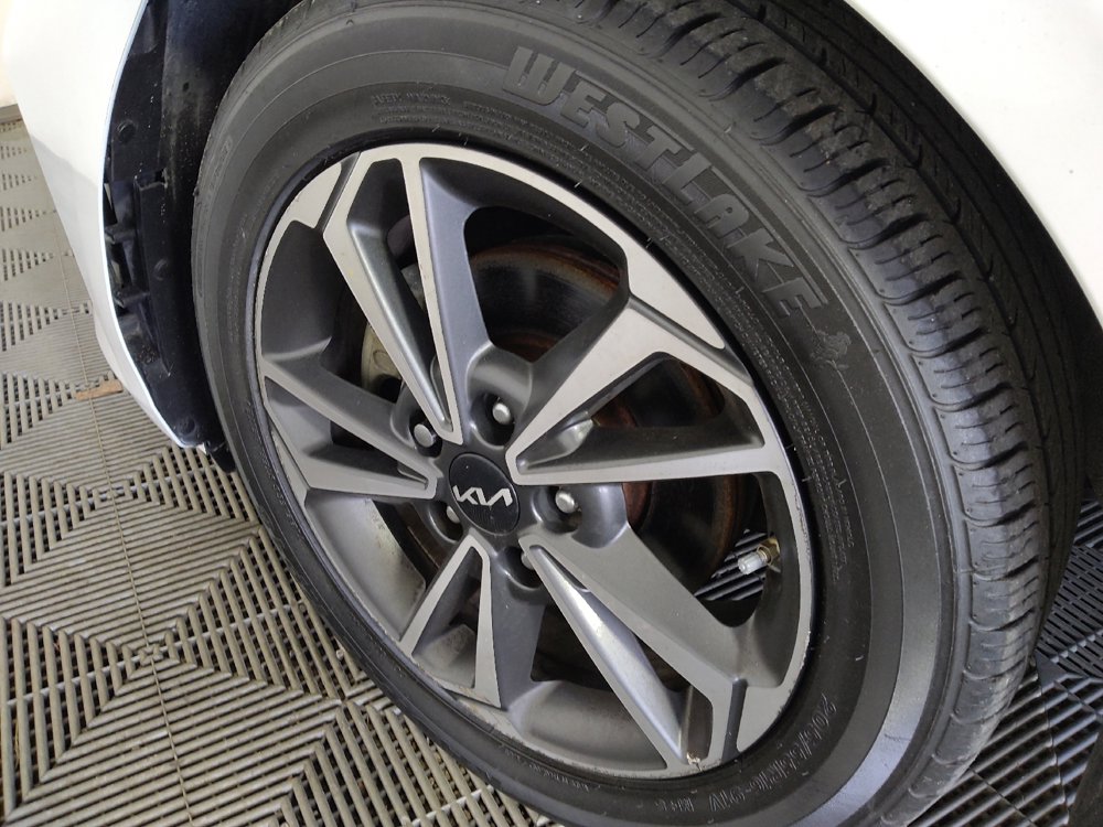 Used 2023 Kia Forte LXS FWD image 31