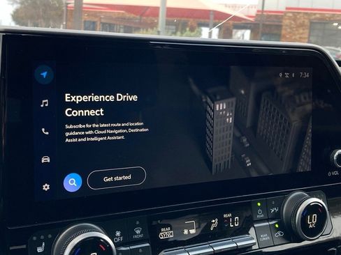 Certified 2024 Toyota Highlander XLE image 23