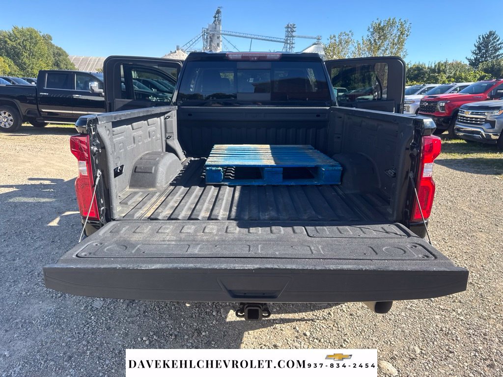 Used 2020 Chevrolet Silverado 2500 LTZ w/ LTZ Premium Package AWD/4WD image 13