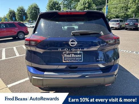 New 2026 Nissan Rogue SV w/ Cold Weather Package AWD/4WD image 9