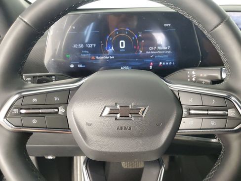 Used 2026 Chevrolet Equinox LT w/ Midnight Edition FWD image 23