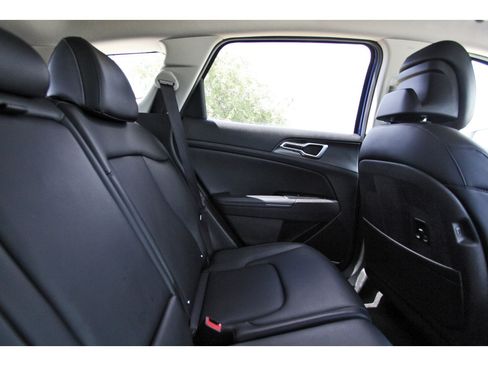 Certified 2024 Kia Sportage EX FWD image 13