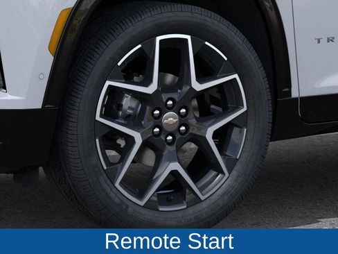 New 2026 Chevrolet Traverse High Country image 9