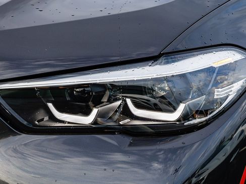 Used 2023 BMW X5 xDrive40i w/ Parking Assistance Package image 7