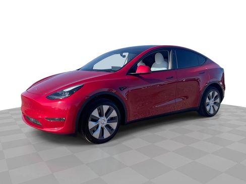 Used 2023 Tesla Model Y Long Range image 1