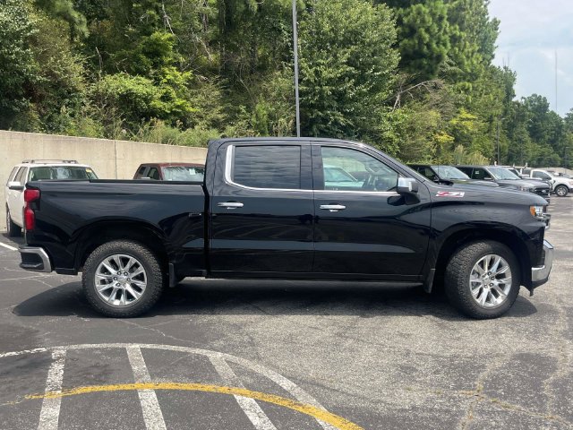 Used 2021 Chevrolet Silverado 1500 LTZ w/ LTZ Convenience Package II AWD/4WD image 2
