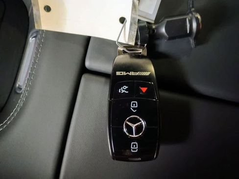 New 2026 Mercedes-Benz GLE 53 AMG 4MATIC image 4