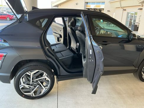 New 2026 Hyundai Kona SEL Premium AWD/4WD image 15