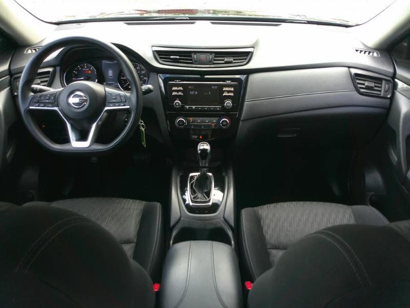 Used 2017 Nissan Rogue S FWD image 14