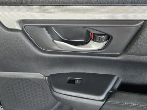 Used 2021 Honda CR-V Special Edition image 17