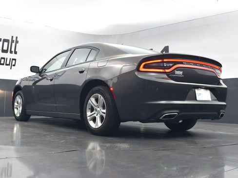 Used 2022 Dodge Charger SXT w/ Leather Interior Group image 27