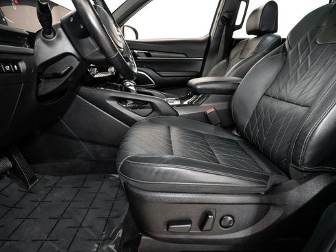 Certified 2023 Kia Telluride EX X-Line image 12