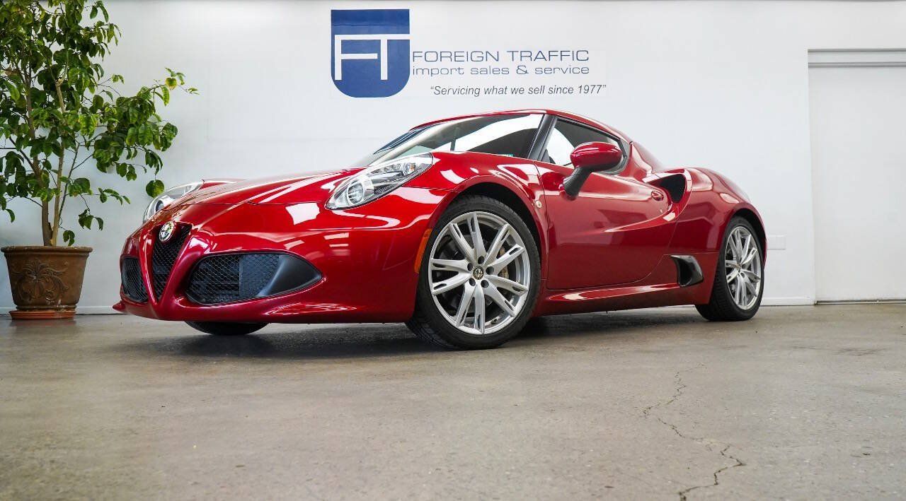 Used 2016 Alfa Romeo 4C Coupe w/ Convenience Group - Coupe RWD image 25