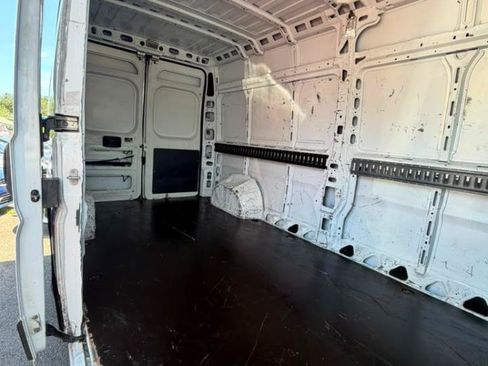Used 2019 RAM ProMaster 2500 w/ Interior Convenience Group FWD image 26