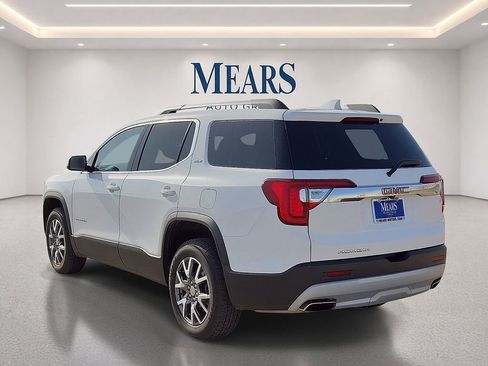 Used 2023 GMC Acadia SLT FWD image 3