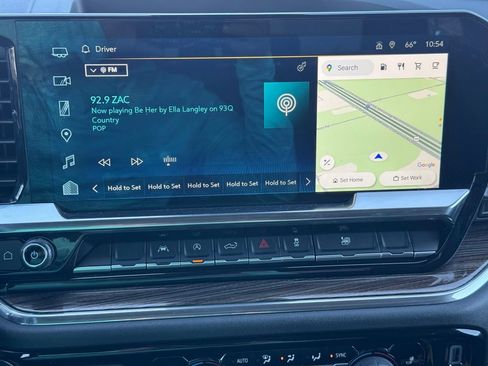 Used 2025 Chevrolet Silverado 1500 LT image 29